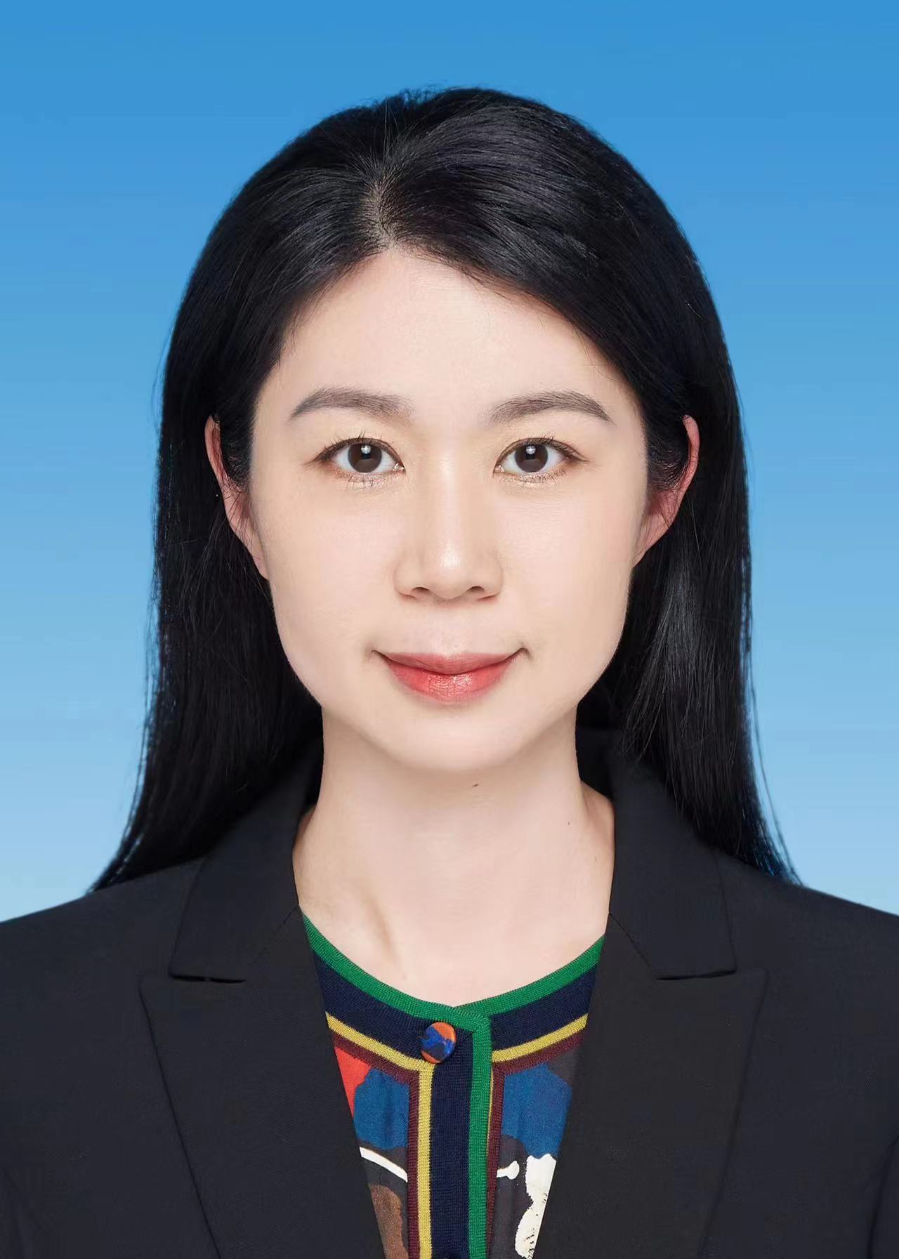 副经理：吕  佳